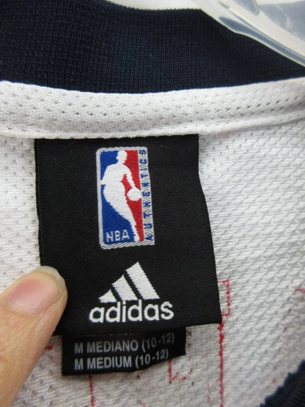 VTG Vince Carter New Jersey Nets Jersey Boys Kids Medium Adidas Swingman Y2K